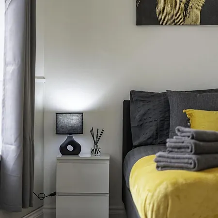 Comfy Stay 1 Bedroom Apartment Rugby Exterior photo